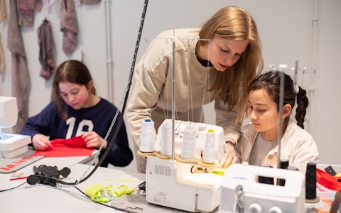 Placeholder for WEB 250313 Junior Fashionatelier 03 Nicky caspers Boeren