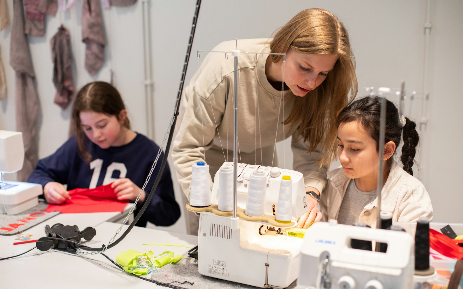 WEB 250313 Junior Fashionatelier 03 Nicky caspers Boeren