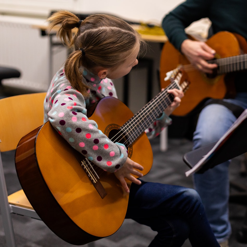 Placeholder for 250128 Gitaar jeugd 05 Nicky Caspers Boeren