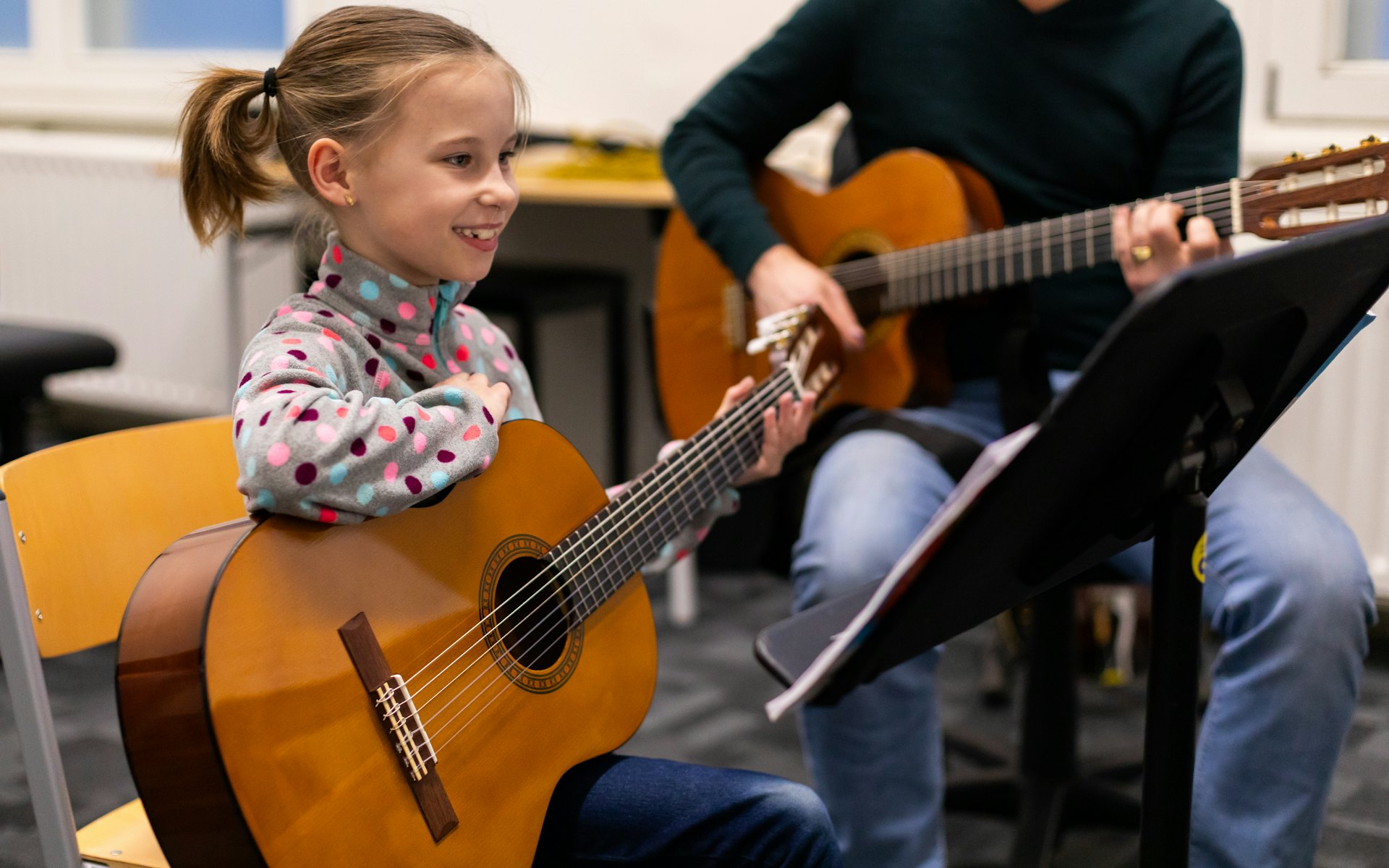 WEB 250128 Gitaar jeugd 01 Nicky Caspers Boeren