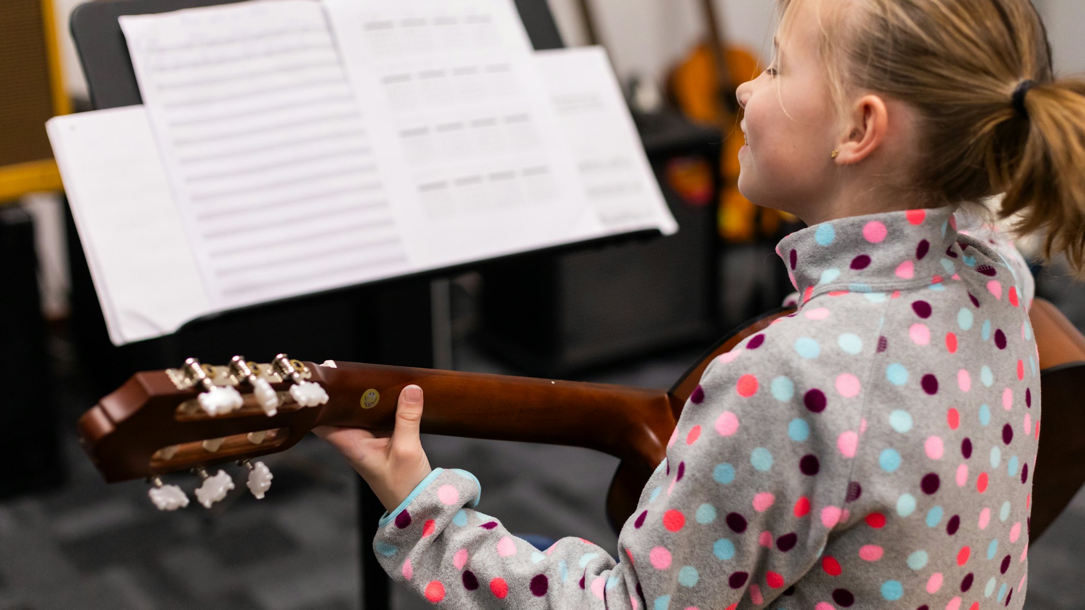 WEB 250128 Gitaar jeugd 04 Nicky Caspers Boeren