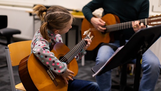 Placeholder for WEB 250128 Gitaar jeugd 05 Nicky Caspers Boeren
