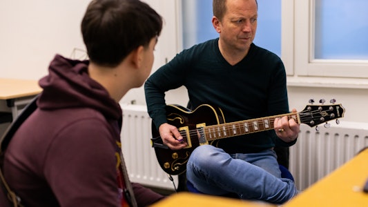 Placeholder for WEB 250128 gitaar jeugd 10 Nicky Caspers Boeren