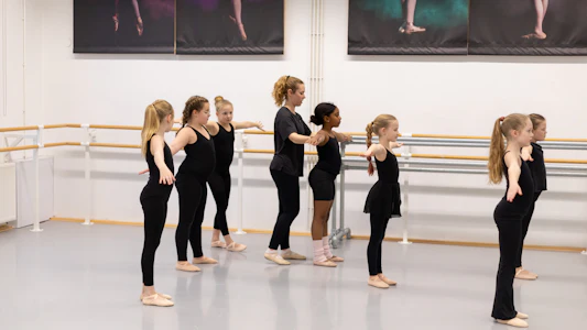 Placeholder for WEB 250205 dansmix jazz modern 02 Nicky Caspers Boeren