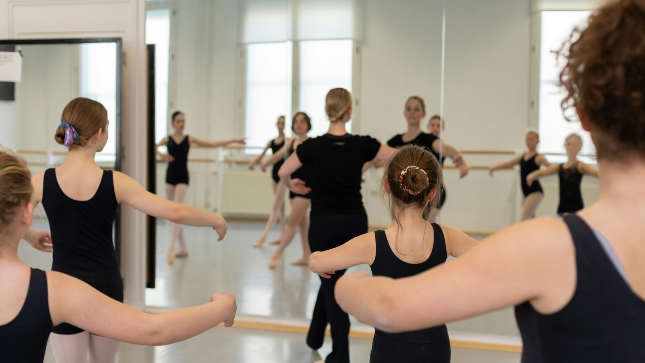 WEB 250404 Klassiek ballet 10 04 Nicky Caspers Boeren