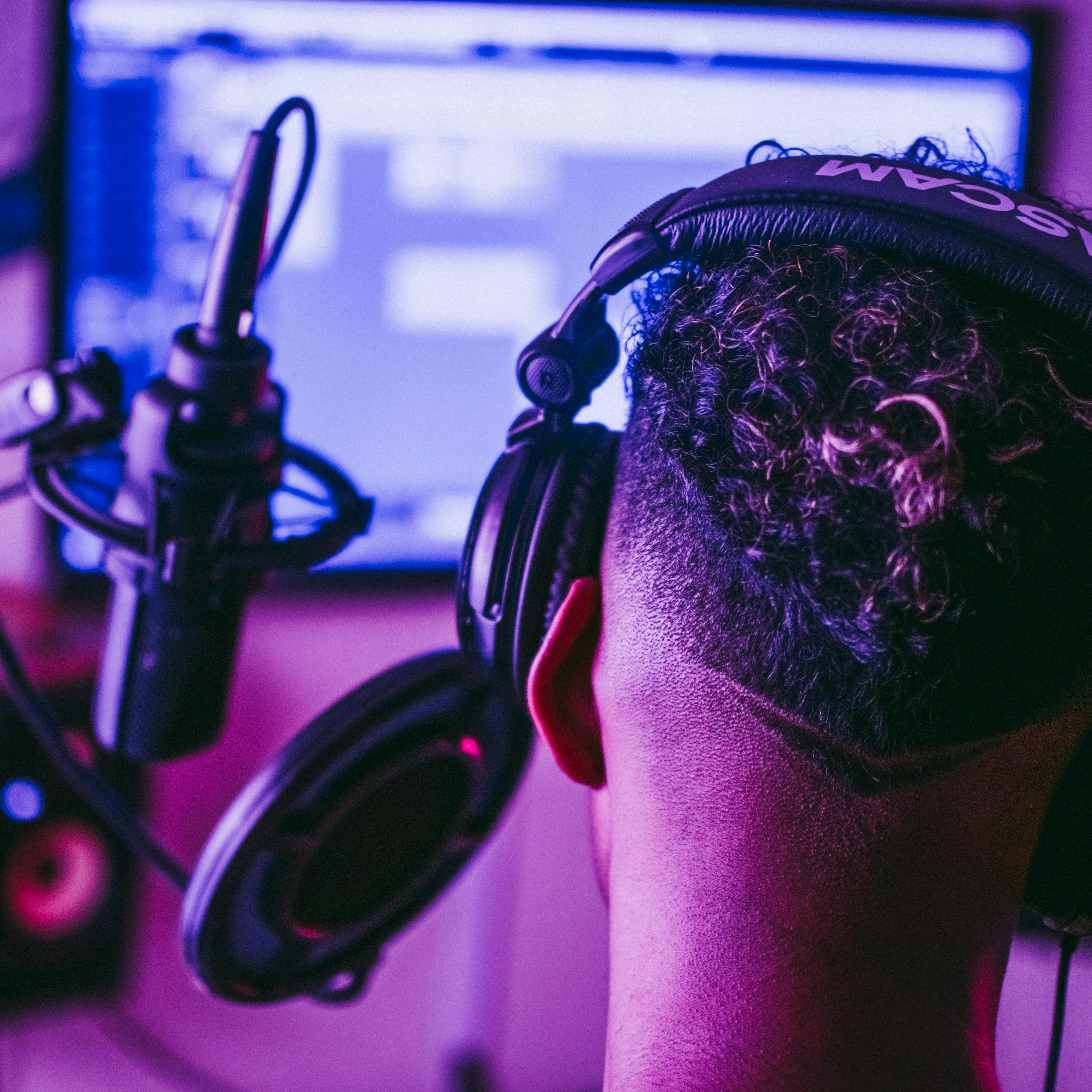 WEB 240610 Muziekproductie pexels dudumatik